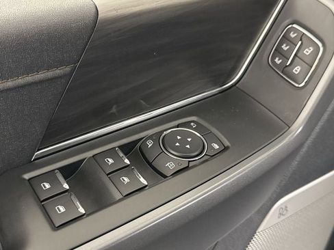 New 2025 Ford F150 Lariat w/ Equipment Group 502A High image 17