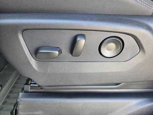 New 2026 GMC Sierra 2500 AT4 w/ Technology Package image 15