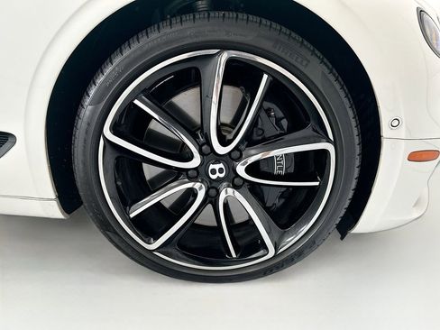 Used 2022 Bentley Continental GT image 36