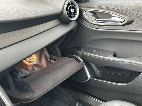 Used 2022 Alfa Romeo Giulia Ti image 24