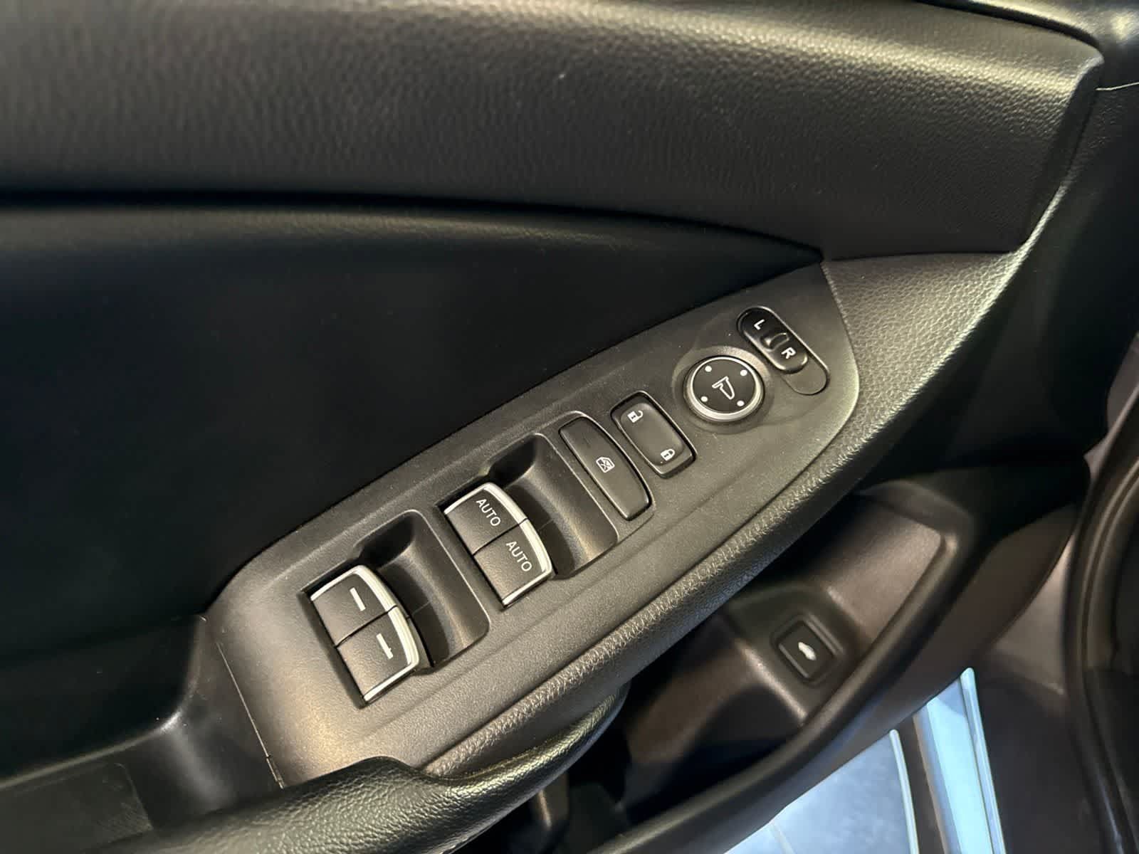 Used 2018 Honda Accord Sport image 18