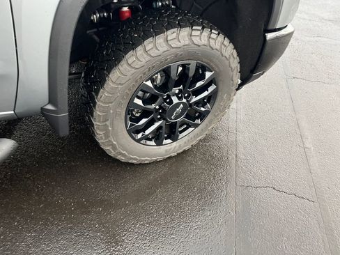 Used 2025 Chevrolet Silverado 2500 LT w/ Trail Boss Package image 31