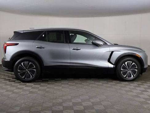 Used 2024 Chevrolet Blazer EV LT AWD/4WD image 20