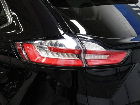 Certified 2022 Ford Edge SEL w/ Convenience Package image 15