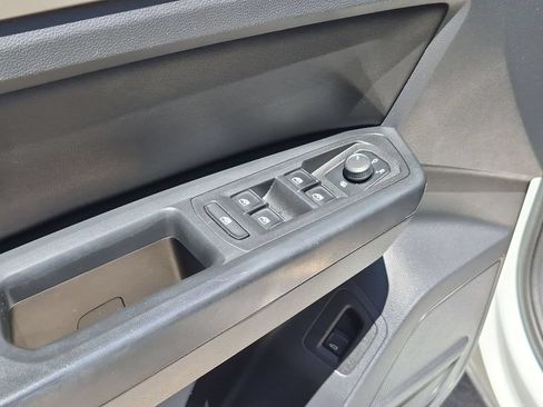Used 2019 Volkswagen Atlas SEL R-Line FWD image 9