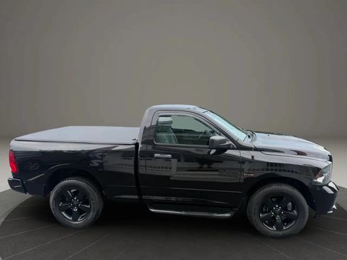 Used 2015 RAM 1500 Express w/ Black Ram 1500 Express Group AWD/4WD image 6