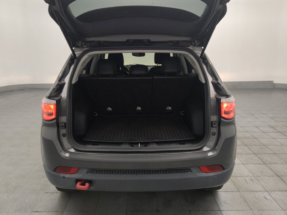 Used 2017 Jeep Compass Trailhawk w/ Leather Interior Group AWD/4WD image 29