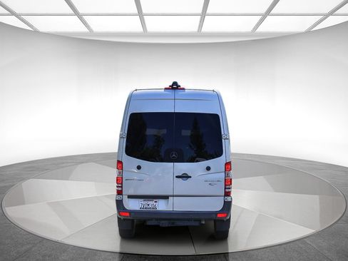 Used 2016 Mercedes-Benz Sprinter 2500 image 3
