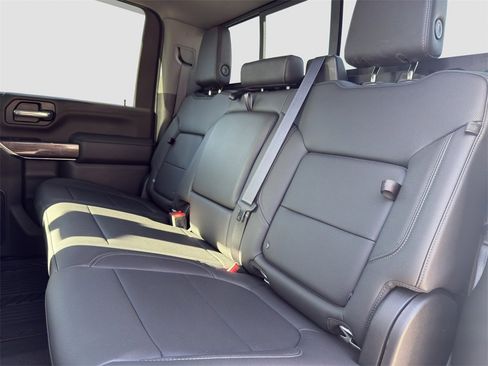 Used 2022 Chevrolet Silverado 2500 LTZ w/ LTZ Plus Package image 11