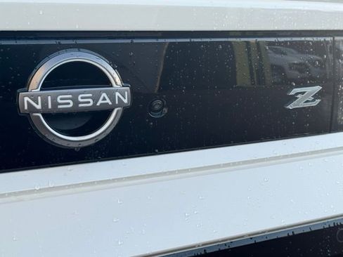 Used 2025 Nissan Z NISMO w/ Floor Mat Package image 40