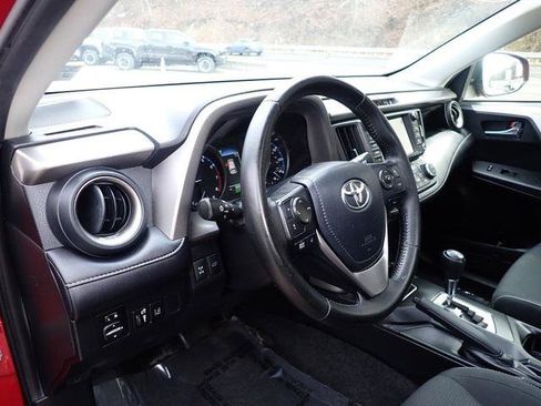 Certified 2017 Toyota RAV4 XLE image 14