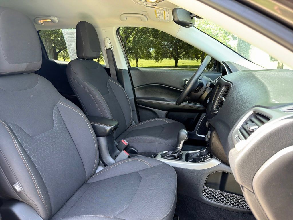 Used 2019 Jeep Compass Sport AWD/4WD image 22