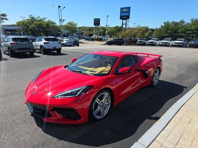 Used 2025 Chevrolet Corvette Stingray Premium Cpe w/ Z51 Performance Package RWD image 5