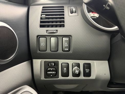 Used 2014 Toyota Tacoma 4x4 Double Cab w/ TRD Sport Package image 32