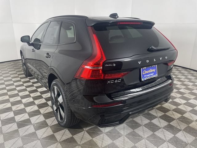Certified 2025 Volvo XC60 T8 Plus w/ Protection Package Premier AWD/4WD image 7
