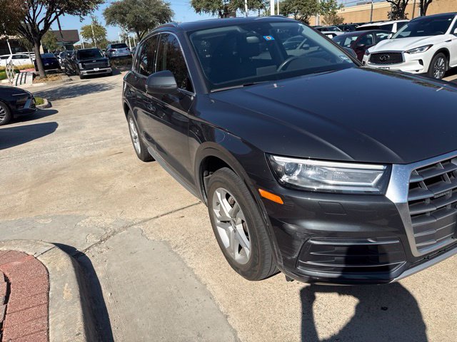 Used 2019 Audi Q5 2.0T Premium w/ Convenience Package AWD/4WD image 4