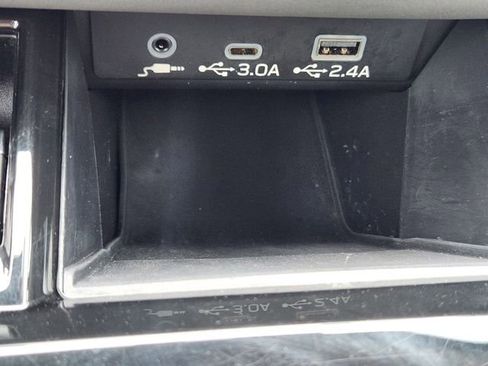 Certified 2025 Subaru Outback Premium image 20