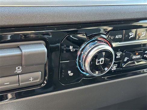 New 2026 GMC Sierra 1500 Elevation w/ LPO, Elevation Black Package image 17