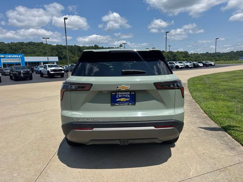 Used 2026 Chevrolet Equinox LT w/ Convenience Package II AWD/4WD image 5