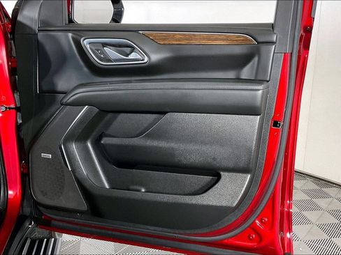 Used 2024 Chevrolet Tahoe High Country image 26