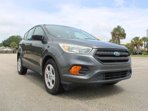 Used 2017 Ford Escape S FWD image 17