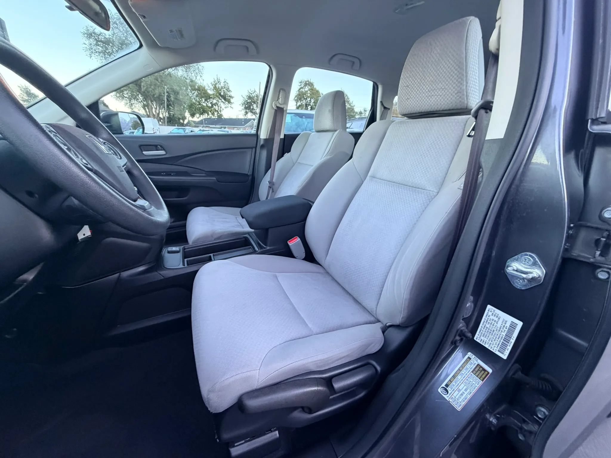 Used 2015 Honda CR-V LX image 10