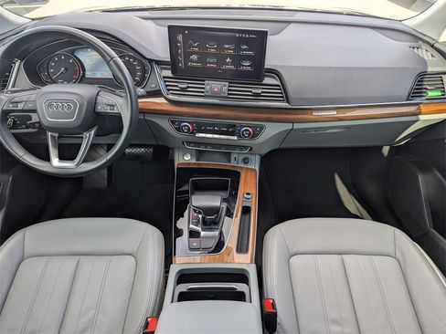 Used 2022 Audi Q5 2.0T Premium w/ Convenience Package image 14