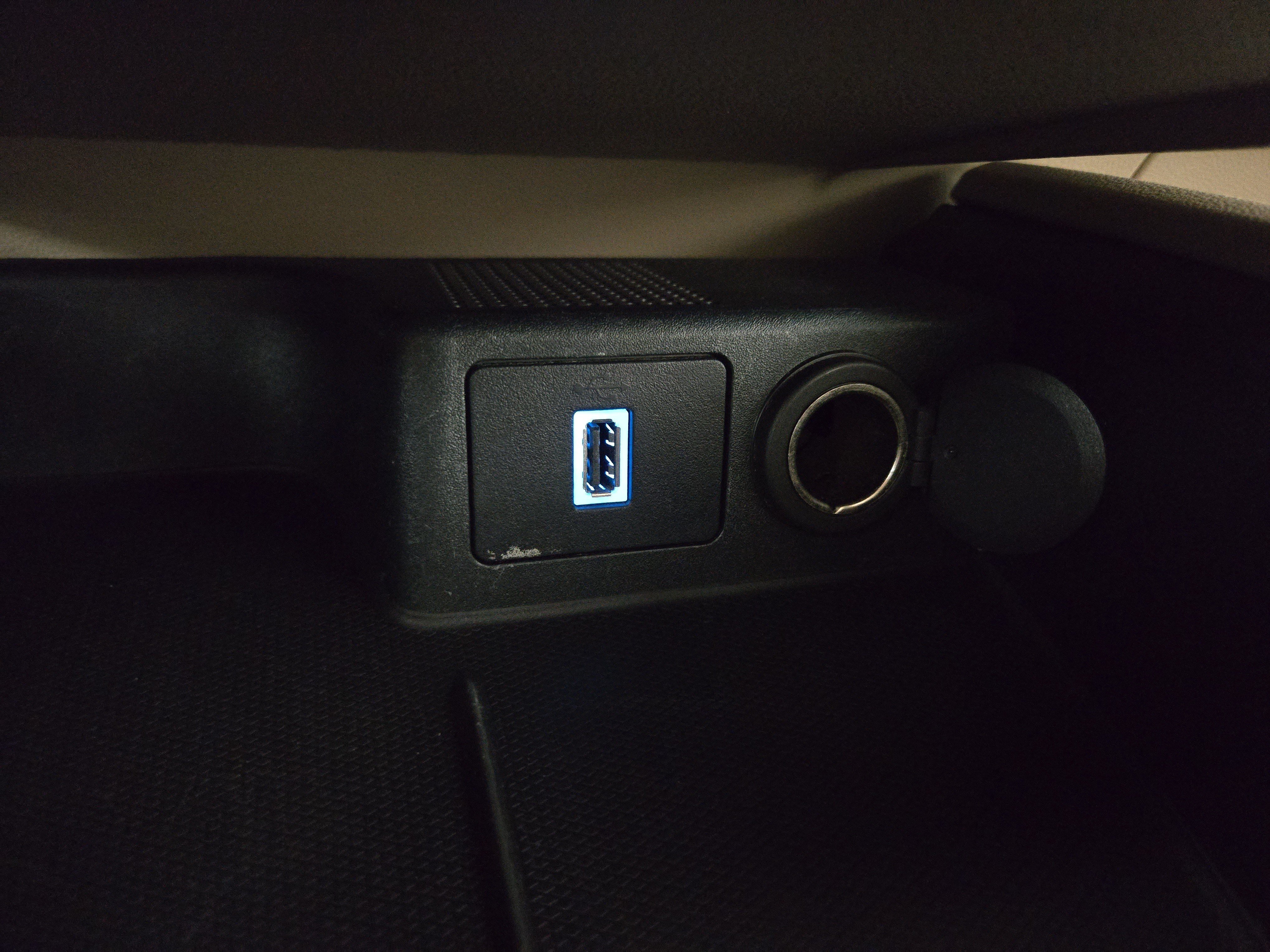 Used 2020 Ford Escape SE FWD image 28