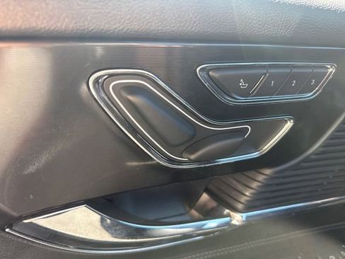 Used 2022 Lincoln Corsair AWD w/ Premium Package image 26