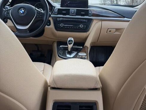 Used 2015 BMW 328d xDrive Wagon image 28