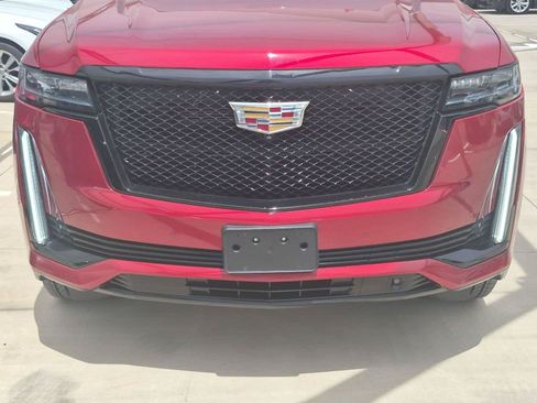 Used 2023 Cadillac Escalade Sport Platinum w/ Heavy-Duty Trailer Package AWD/4WD image 6