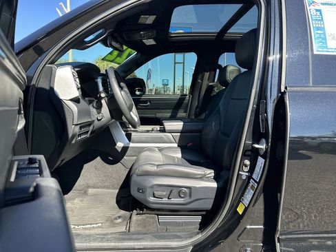 Used 2022 Toyota Tundra Platinum w/ Advanced Package image 20