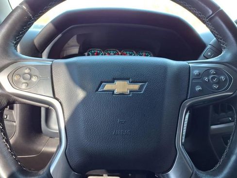 Used 2017 Chevrolet Silverado 1500 LT w/ Midnight Edition image 12