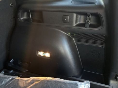 Used 2021 Ford Bronco Sport Outer Banks w/ Outer Banks Package (96D) image 33