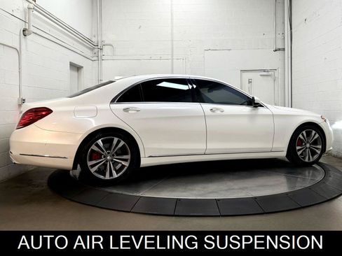 Used 2016 Mercedes-Benz S 550 Sedan w/ Premium Package image 8