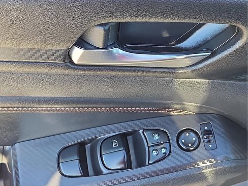 Used 2019 Nissan Altima 2.5 SR w/ SR Premium Package image 13