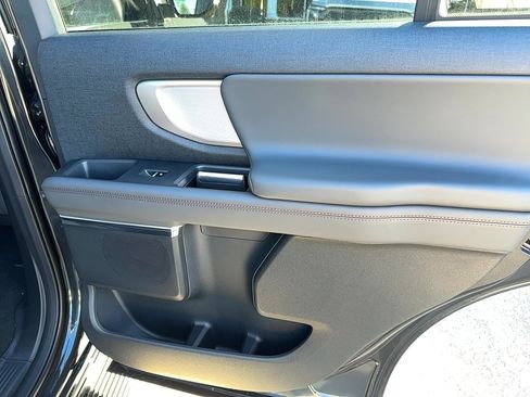 New 2025 Ford Expedition Active image 16