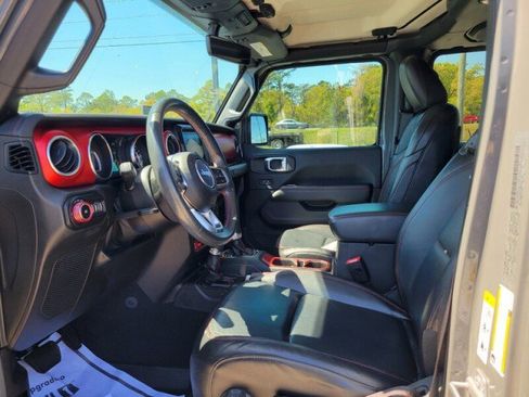 Used 2019 Jeep Wrangler Unlimited Rubicon image 24
