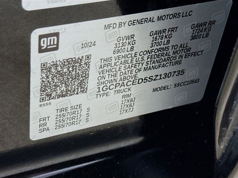 Used 2025 Chevrolet Silverado 1500 LT image 38