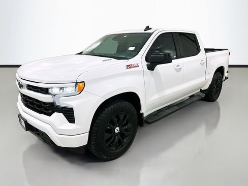 Used 2024 Chevrolet Silverado 1500 RST AWD/4WD image 3