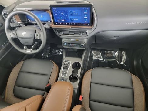 Certified 2025 Ford Bronco Sport Outer Banks w/ Outer Banks Tech Package+ image 32