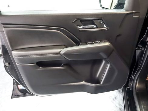 Used 2023 Chevrolet Colorado LT w/ LT Convenience Package II RWD image 24