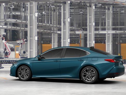 New 2026 Toyota Camry XLE FWD image 5