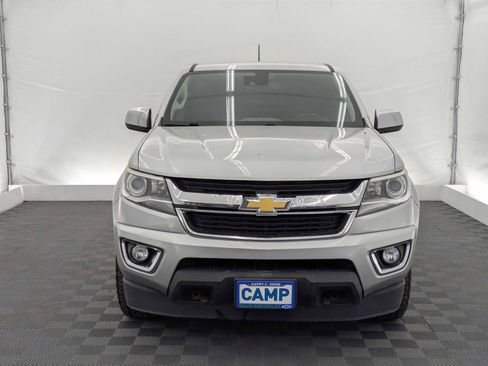 Used 2017 Chevrolet Colorado LT image 9