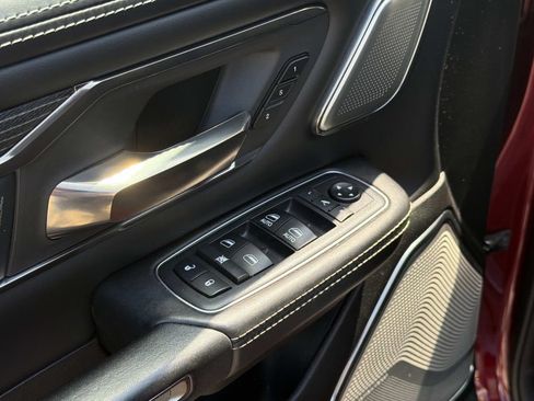 Used 2019 RAM 1500 Limited AWD/4WD image 17