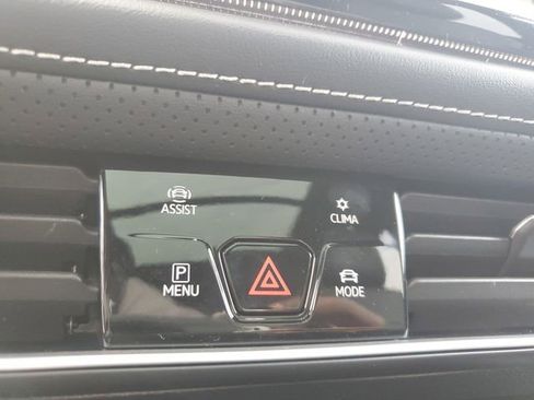 New 2026 Volkswagen Atlas Cross Sport SEL R-Line image 30