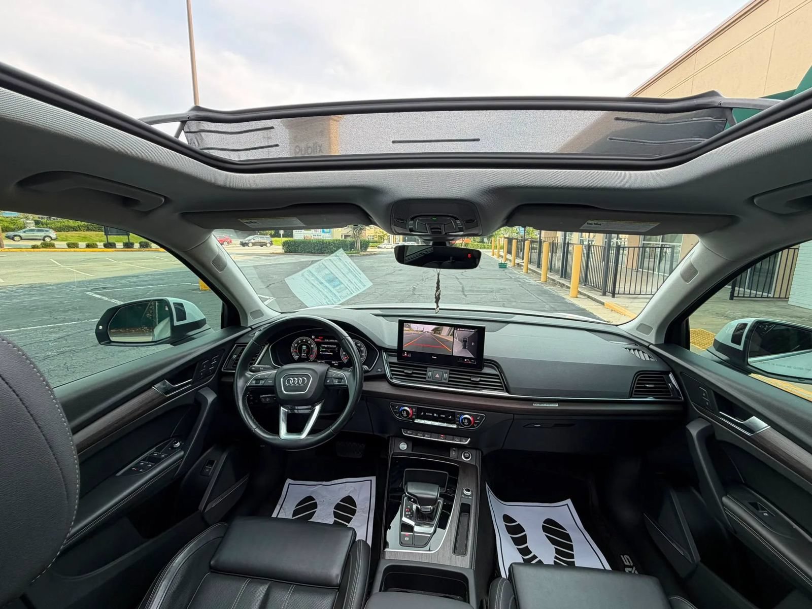 Used 2021 Audi Q5 2.0T Premium Plus w/ Premium Plus Package AWD/4WD image 19
