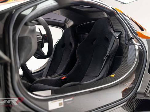 Used 2014 McLaren P1 image 38