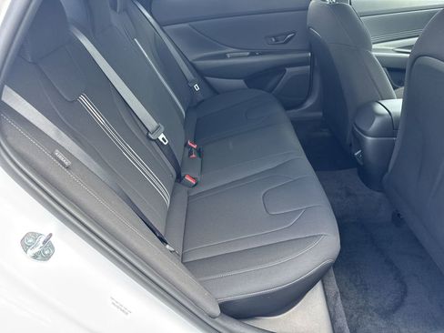 New 2025 Hyundai Elantra Sport image 15