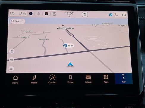 Used 2025 Jeep Grand Cherokee Limited w/ Black Appearance Package AWD/4WD image 16